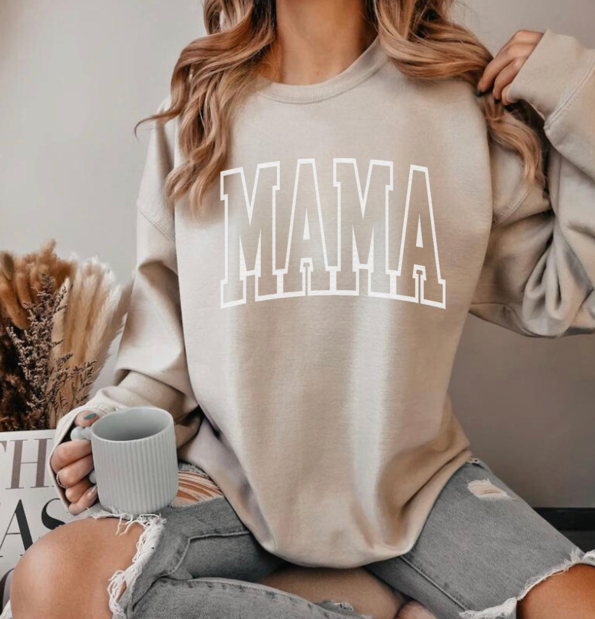 MAMA minimalist sweatshirt